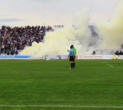 Провокатори на ГЕРБ от агитките най-вече от Локо съсипаха дербито в Пловдив